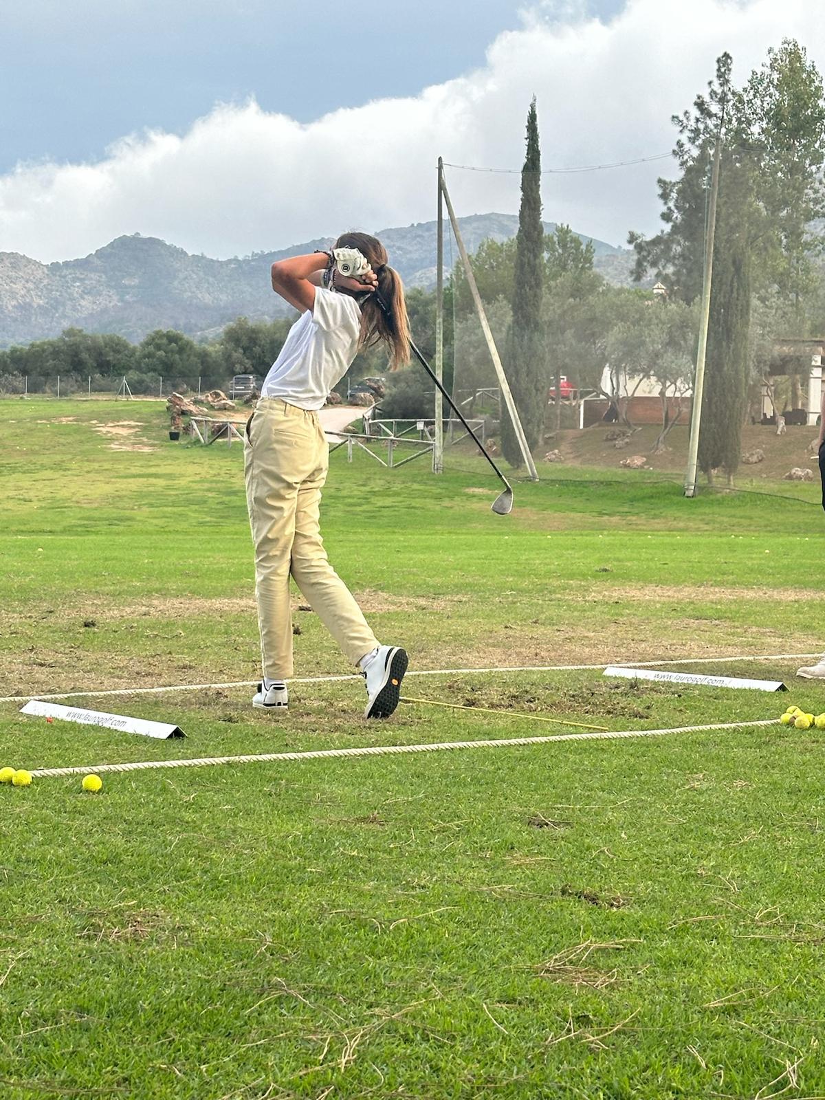 UNISEX beige trousers