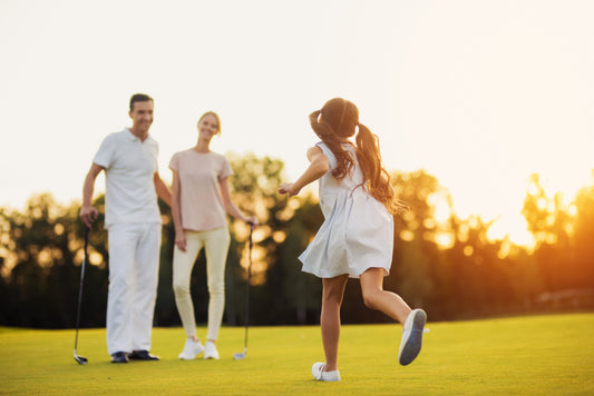 4 beneficios de jugar al golf como actividad en familia
