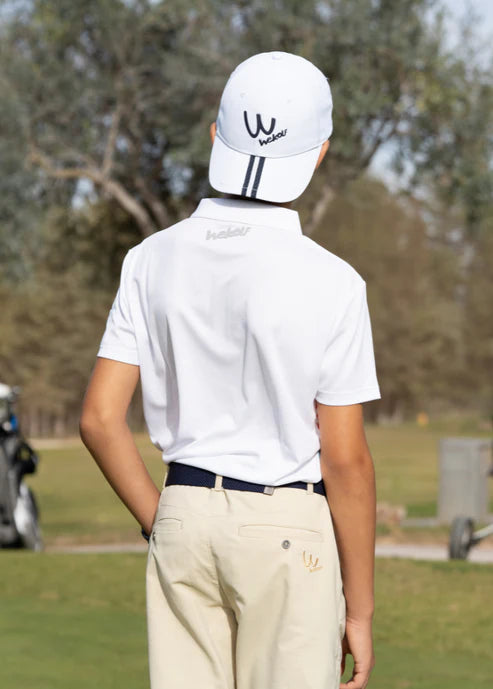 Gorra de golf blanca con detalle azul para niño
